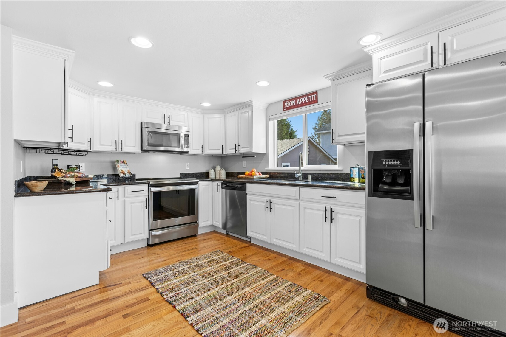 350 Meadow Avenue N, Renton, WA 98057