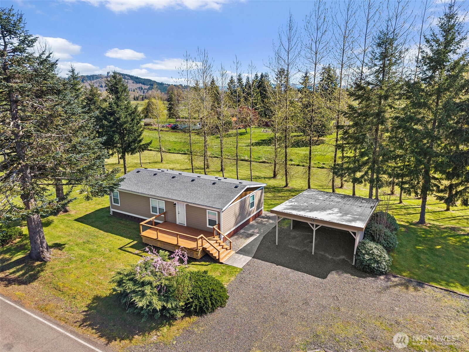 155 Camp One Road , Raymond, WA 98577