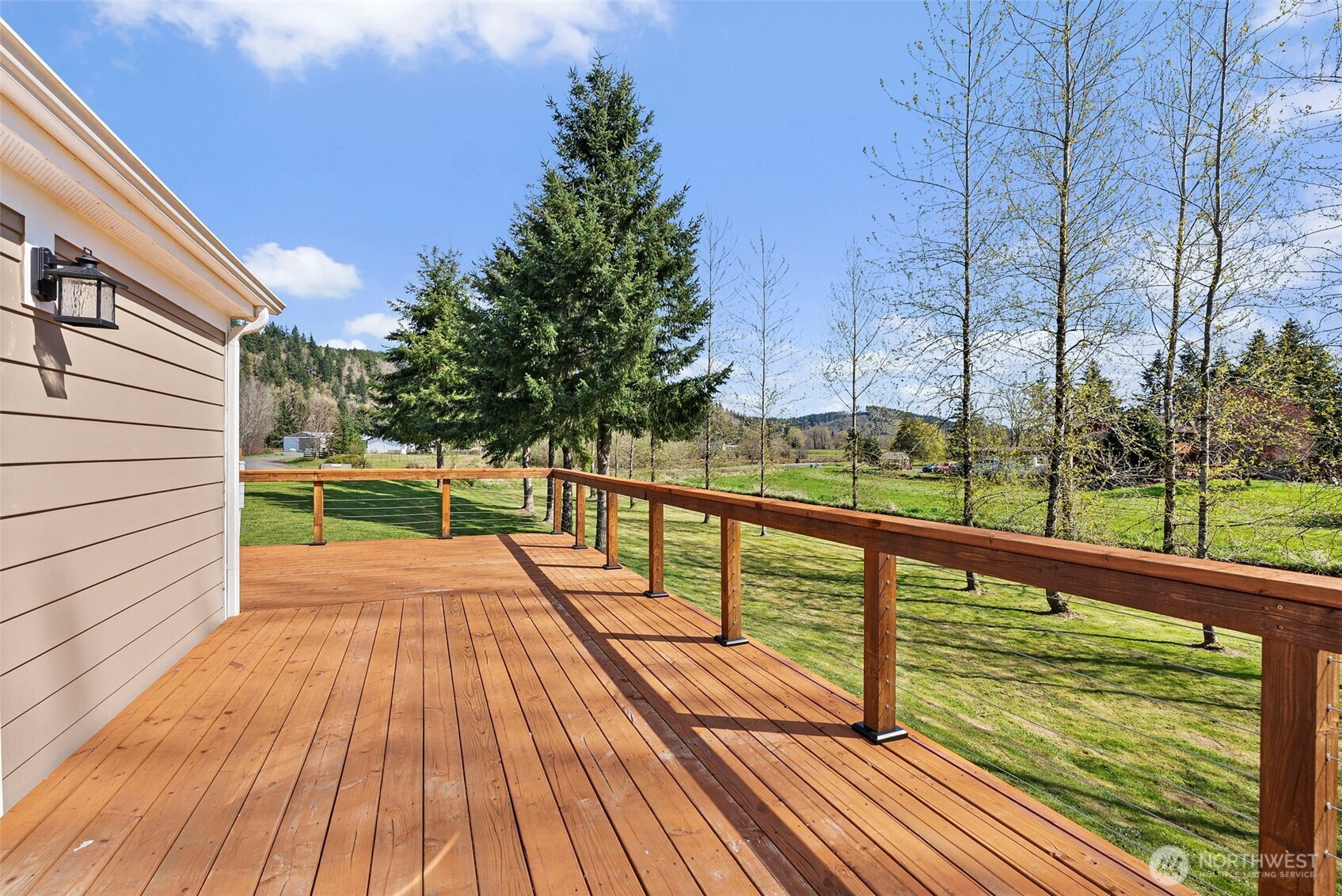 155 Camp One Road , Raymond, WA 98577