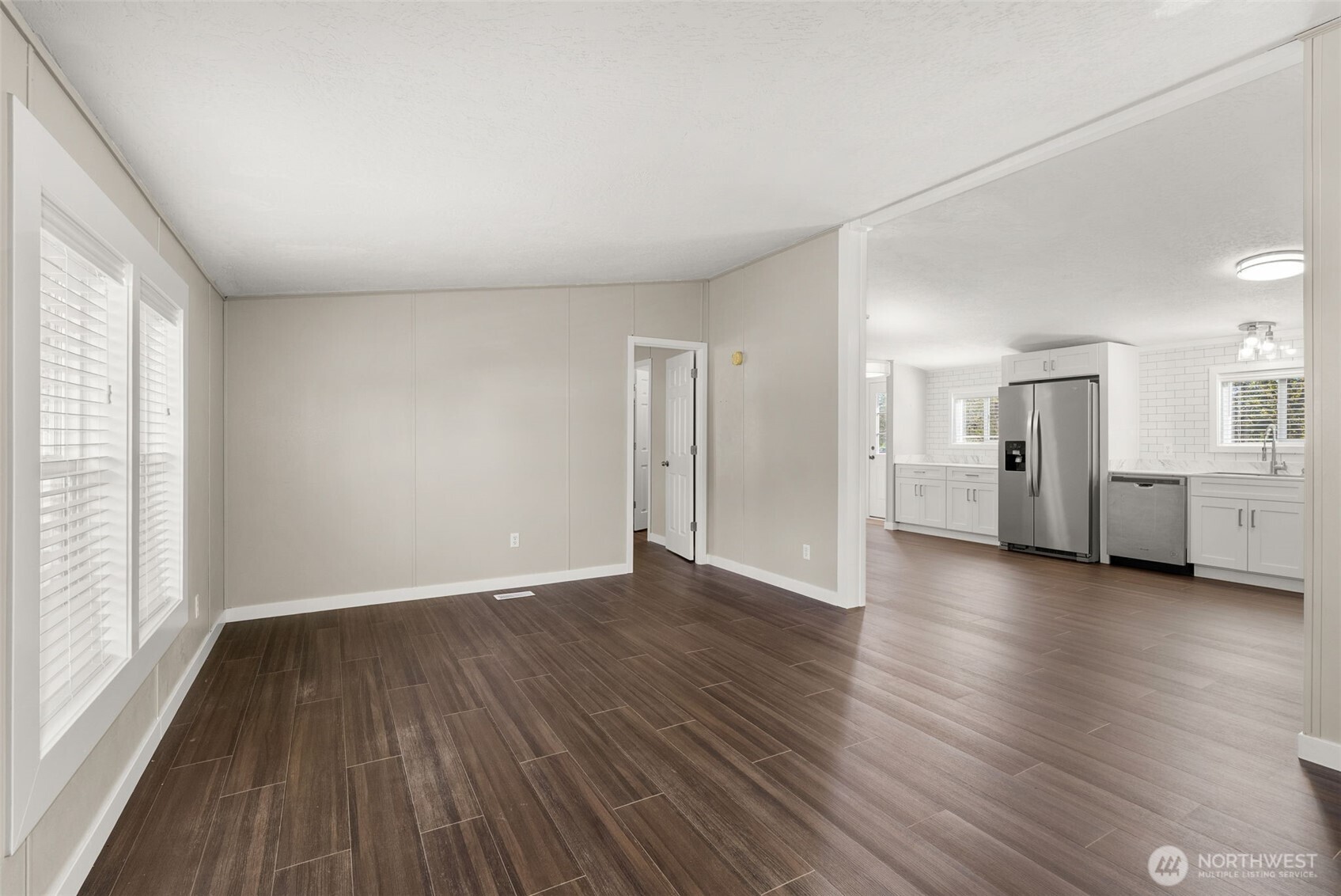 155 Camp One Road , Raymond, WA 98577