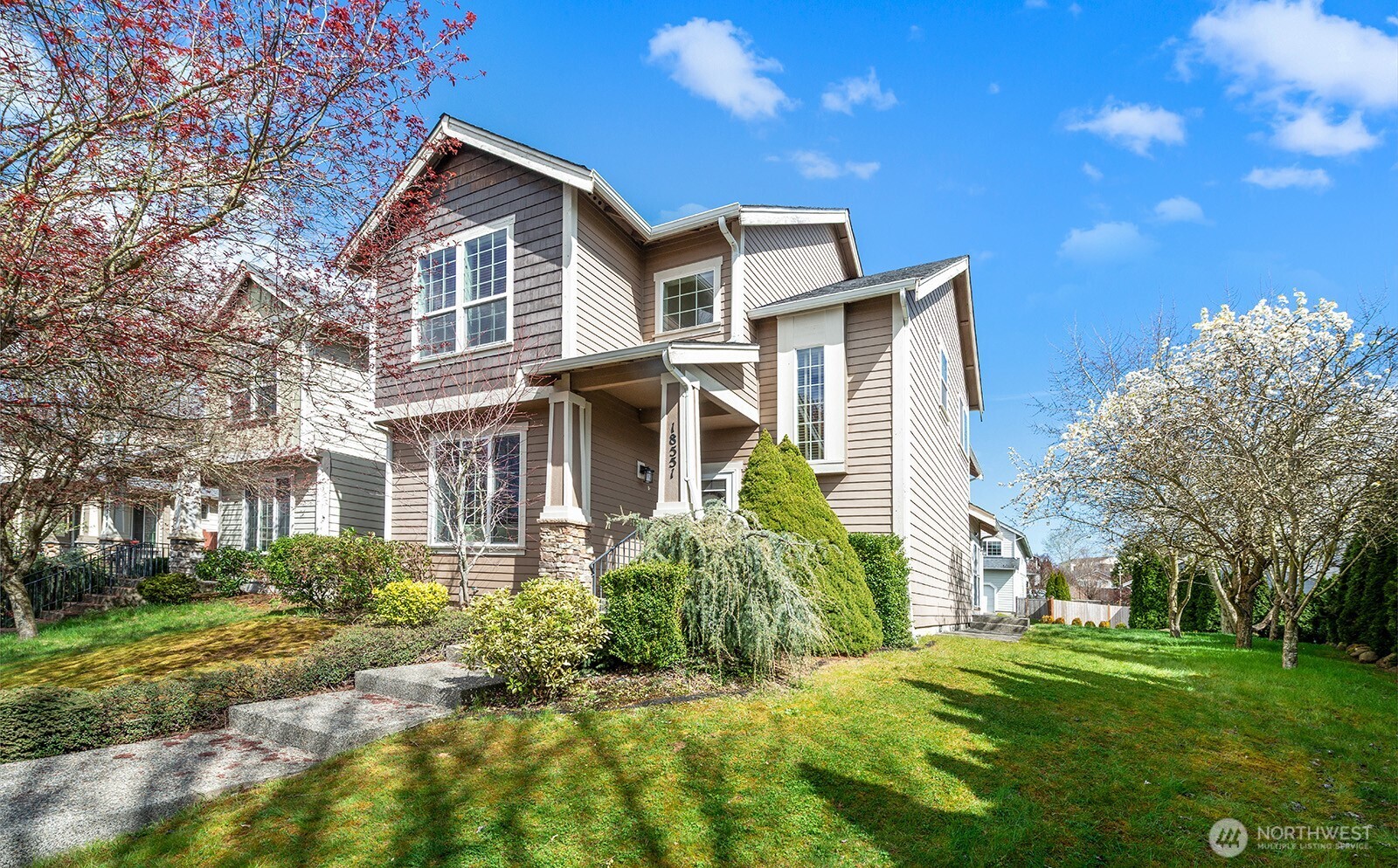 18551 E 96th Avenue , Puyallup, WA 98375-6330