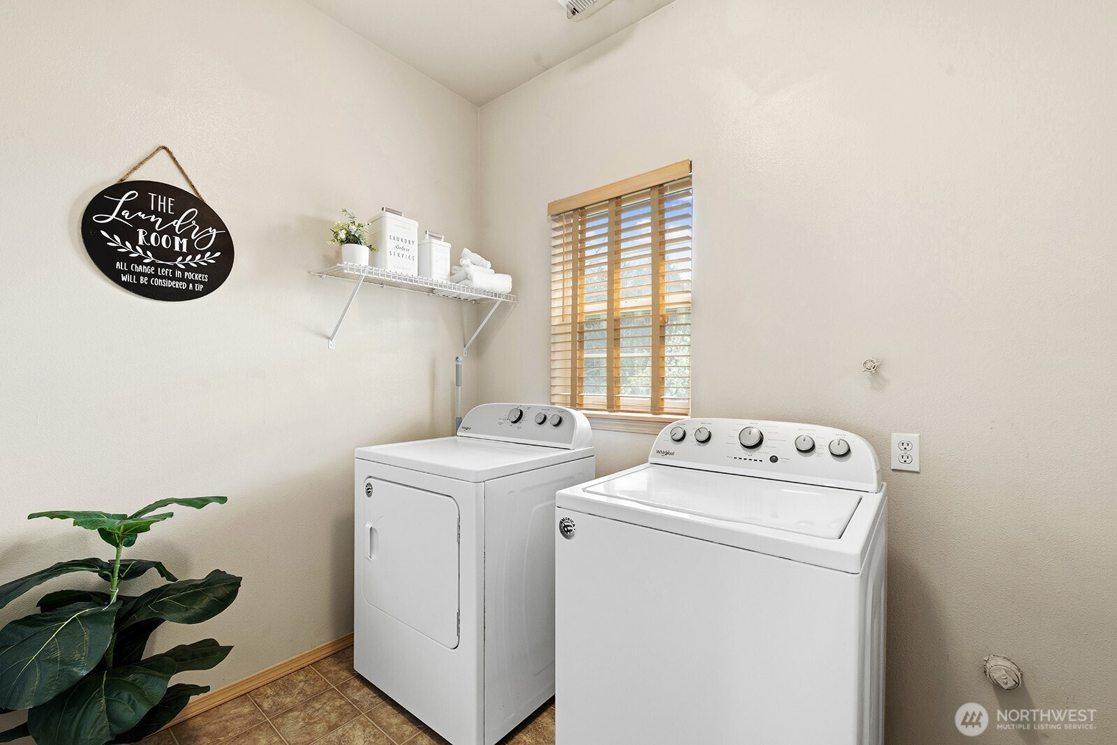 18551 E 96th Avenue , Puyallup, WA 98375-6330