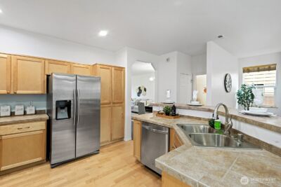 18551 E 96th Avenue , Puyallup, WA 98375-6330 - Photo 10