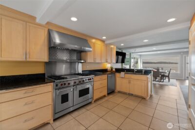 1838 Day Island Boulevard W, University Place, WA 98466 - Photo 11