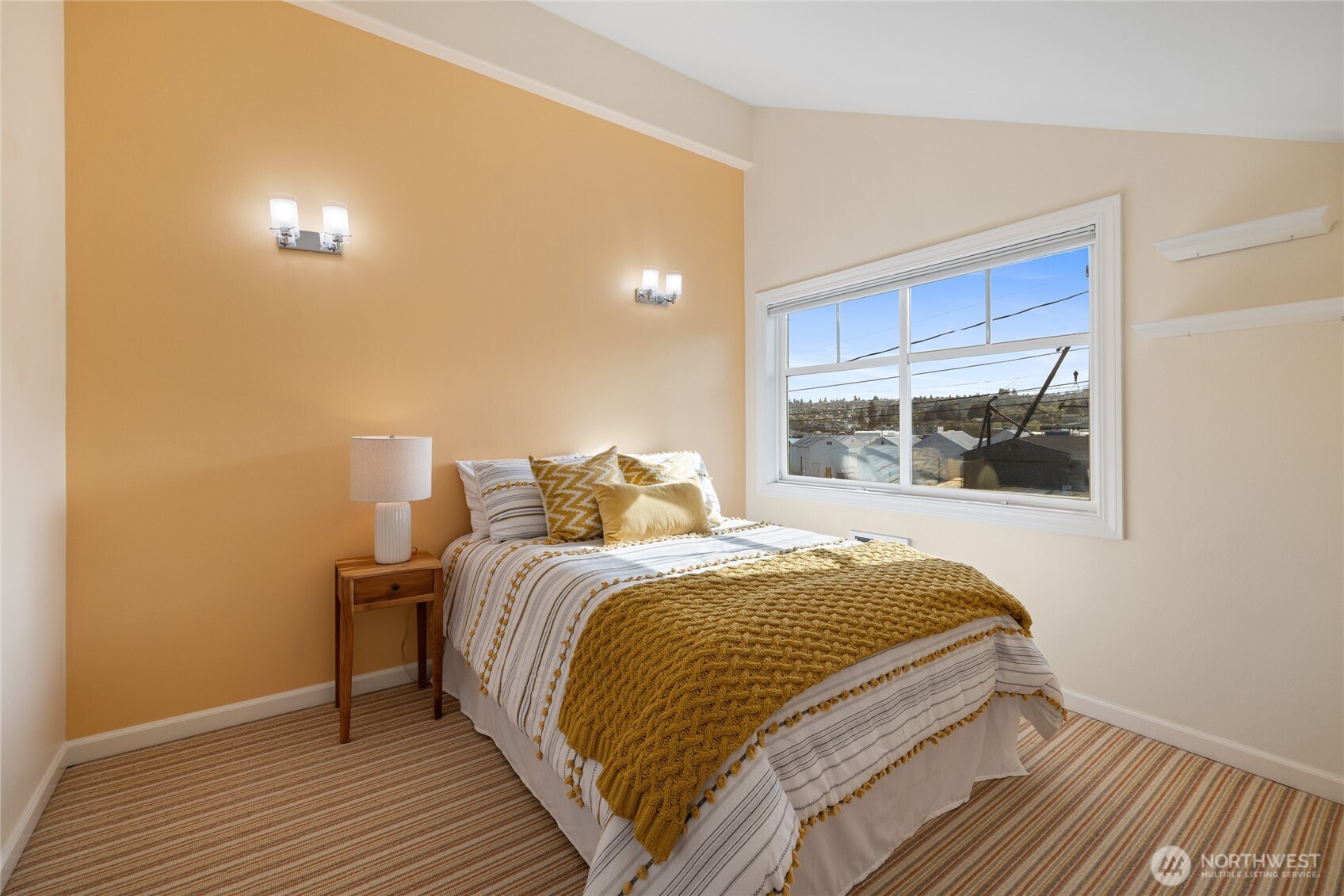 1838 Day Island Boulevard W, University Place, WA 98466