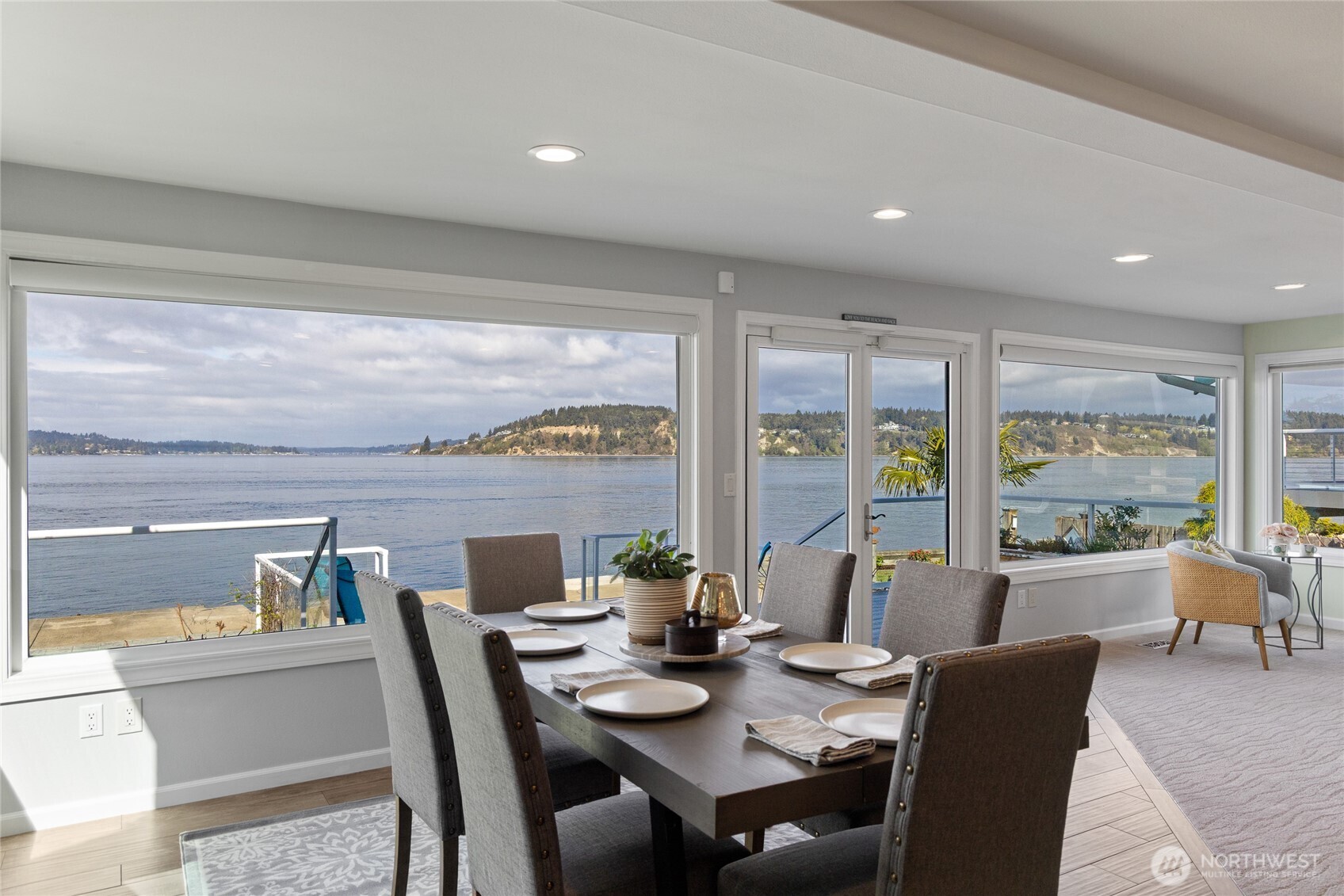 1838 Day Island Boulevard W, University Place, WA 98466