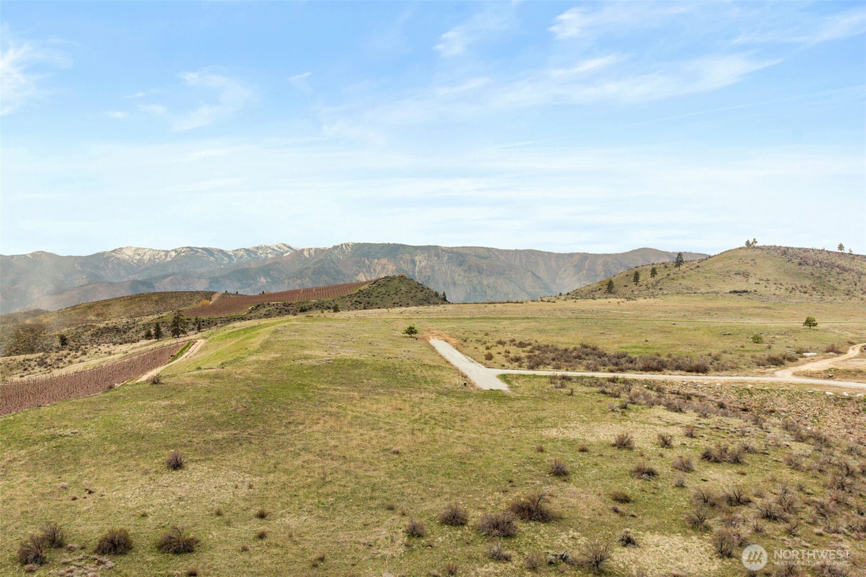 325 Rancho Perri Lane , Manson, WA 98831