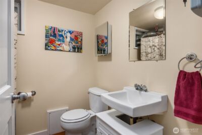 525 W Prospect Street #A, Seattle, WA 98119 - Photo 22