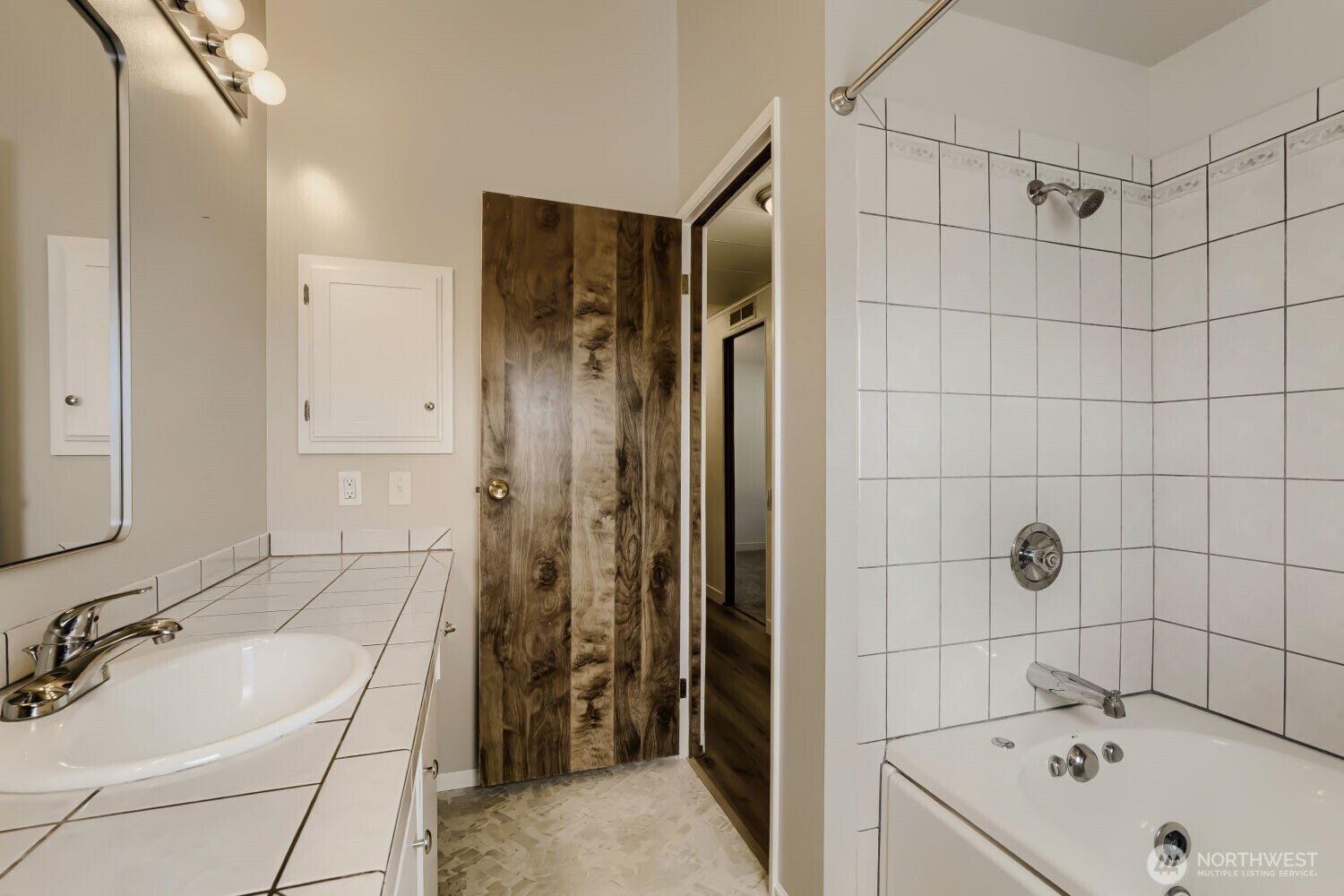 3611 I Street NE #16, Auburn, WA 98002