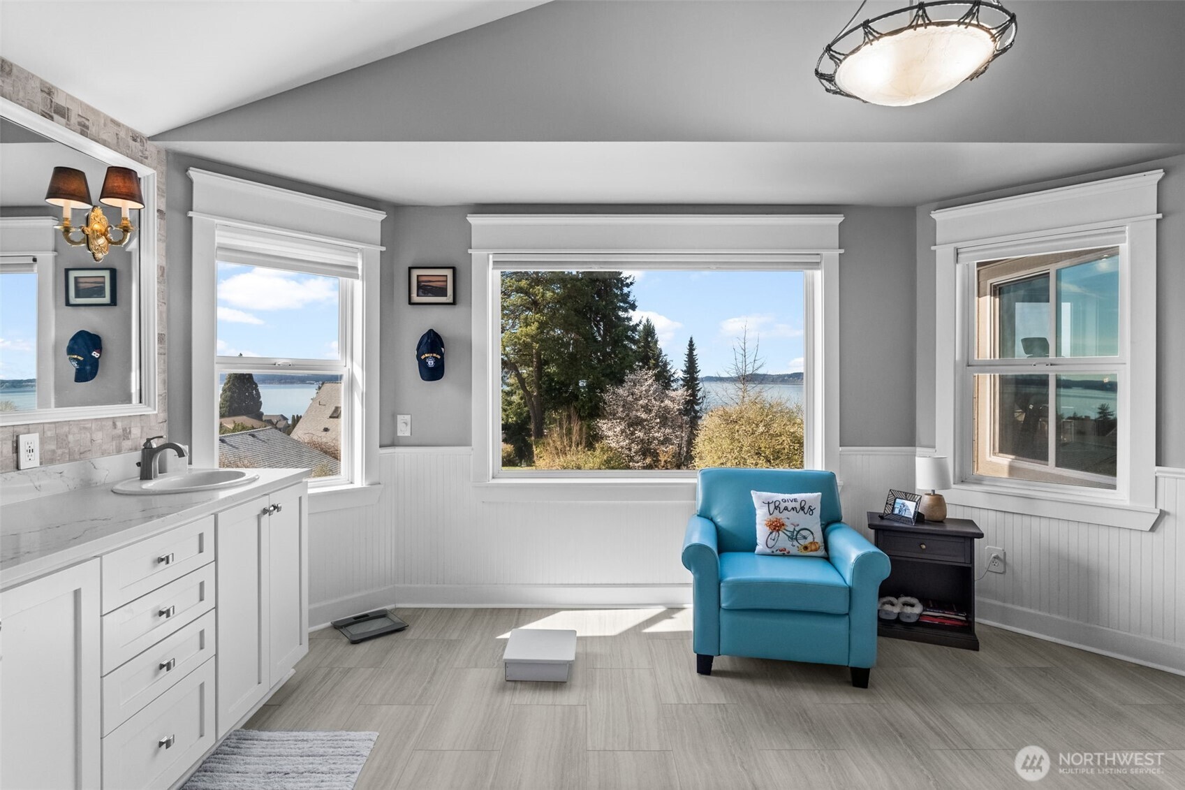 1607 Nisqually Street , Steilacoom, WA 98388