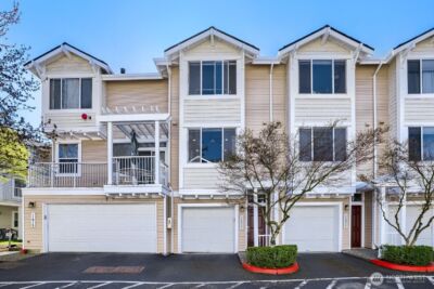 11913 NE 163rd Place #19-2, Bothell, WA 98011 - Photo 3