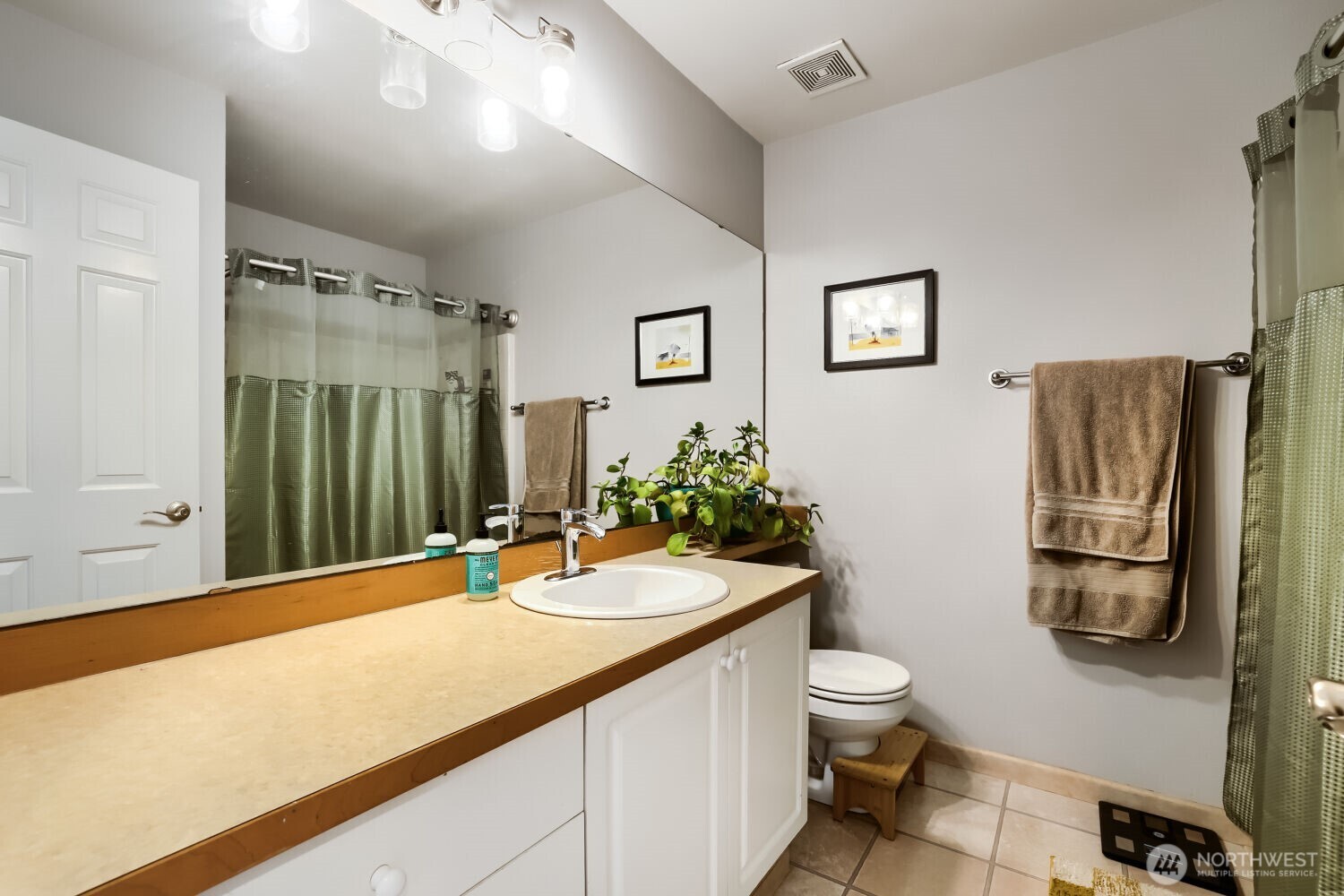 11913 NE 163rd Place #19-2, Bothell, WA 98011