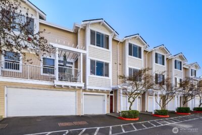 11913 NE 163rd Place #19-2, Bothell, WA 98011 - Photo 2