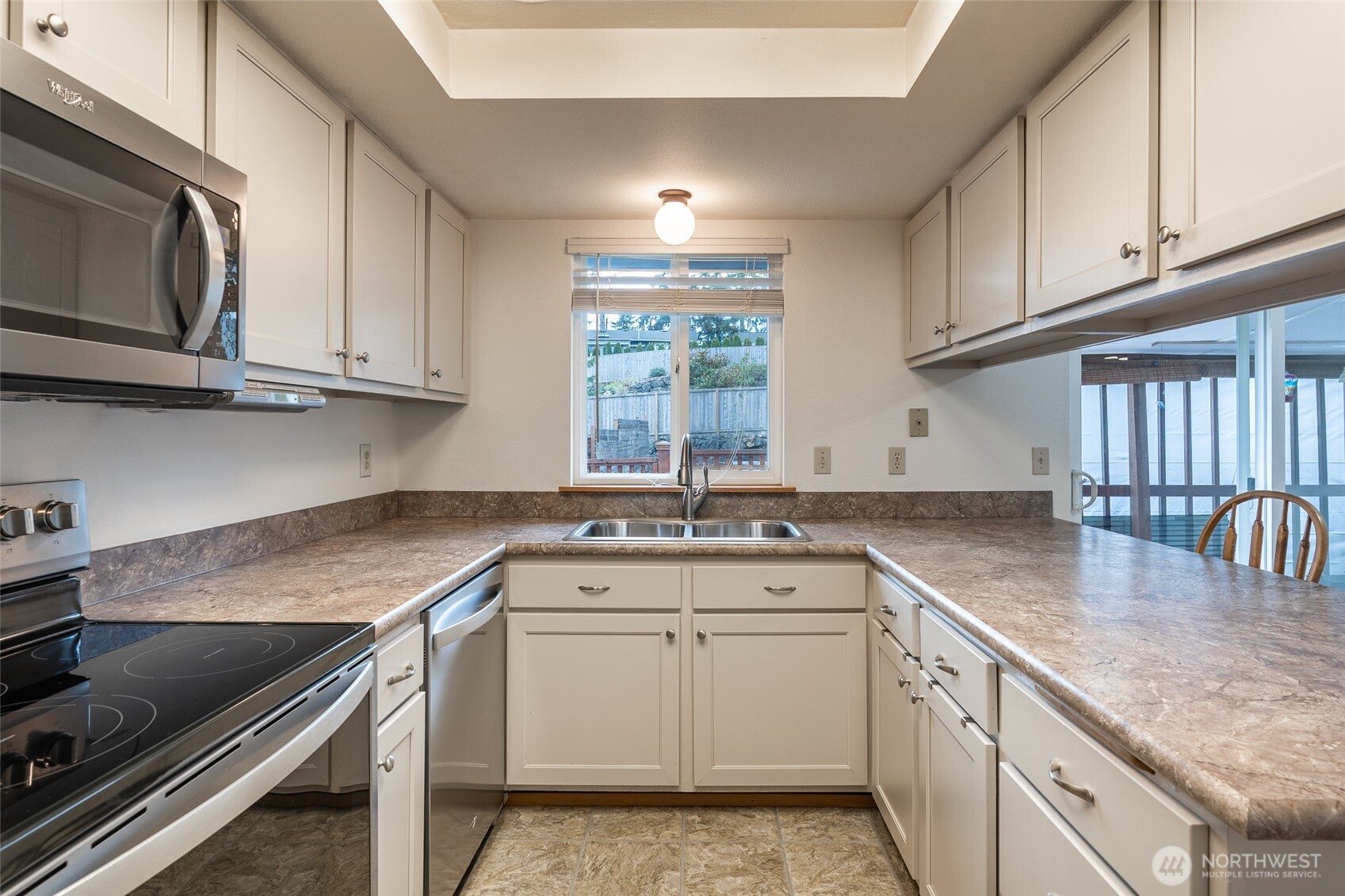 14031 33rd Place S, Tukwila, WA 98168-6017