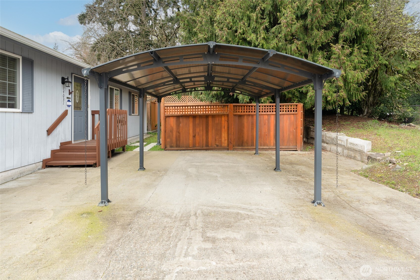 14031 33rd Place S, Tukwila, WA 98168-6017