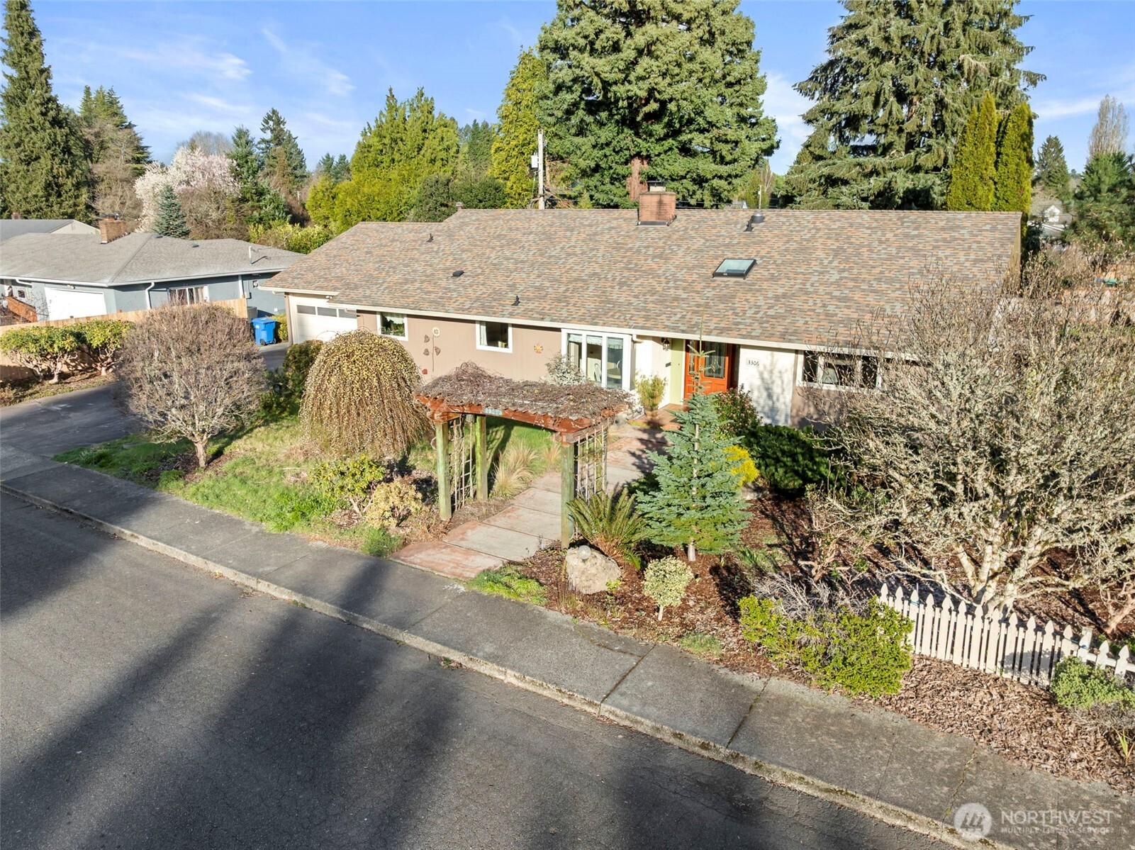 3306 Fairfield Road SE, Tumwater, WA 98501-6102
