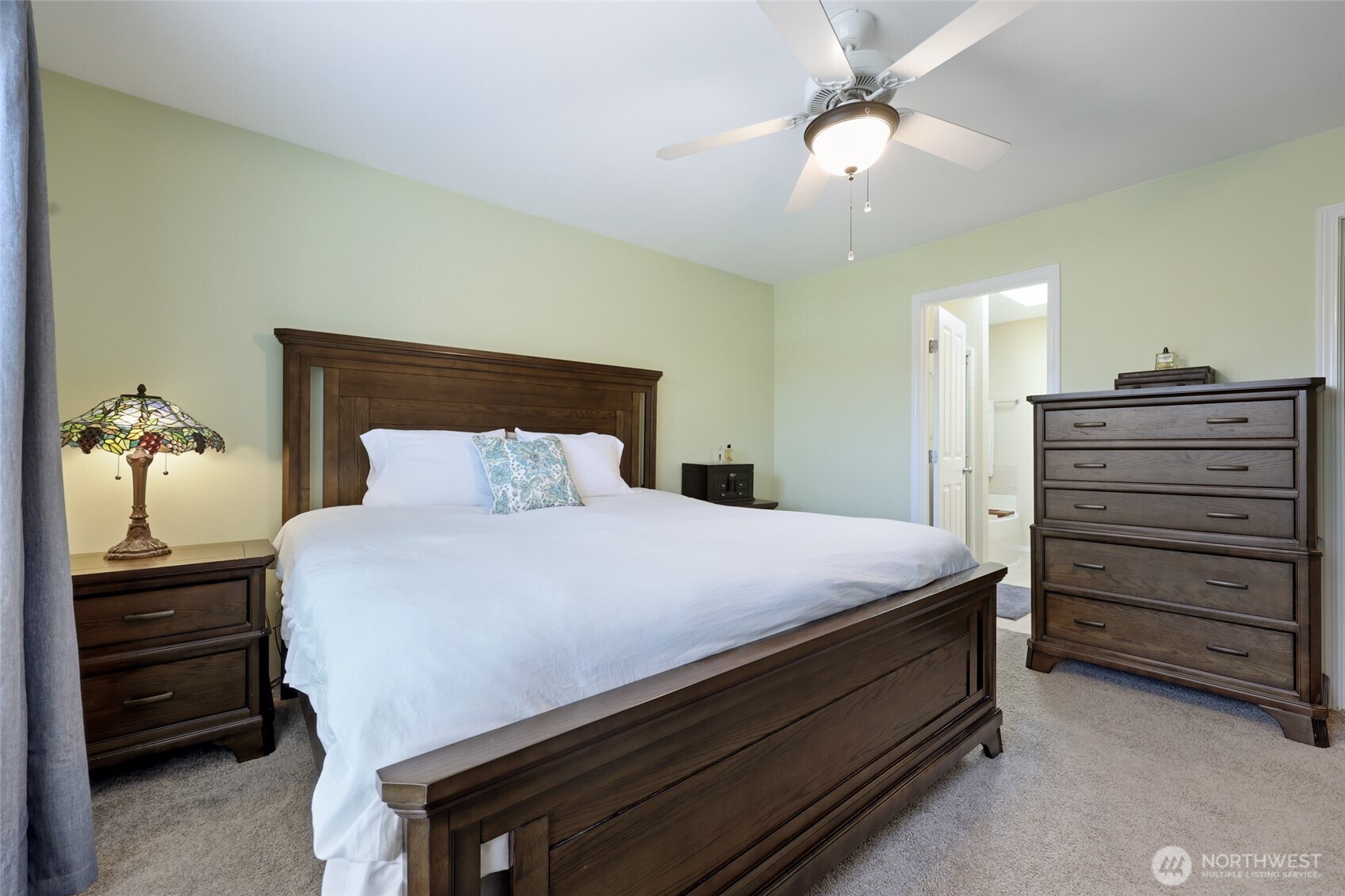 6914 Axis Street SE, Lacey, WA 98513