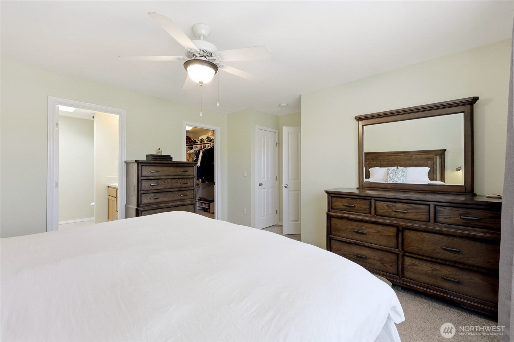 6914 Axis Street SE, Lacey, WA 98513