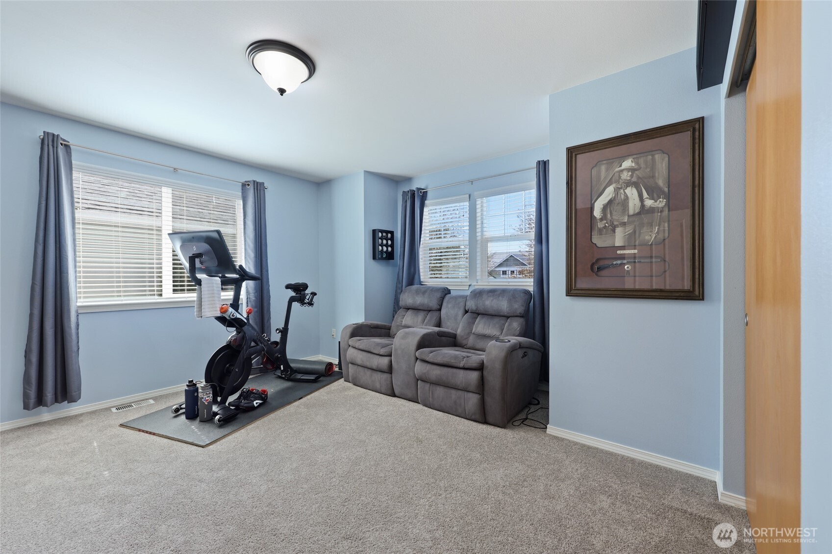 6914 Axis Street SE, Lacey, WA 98513