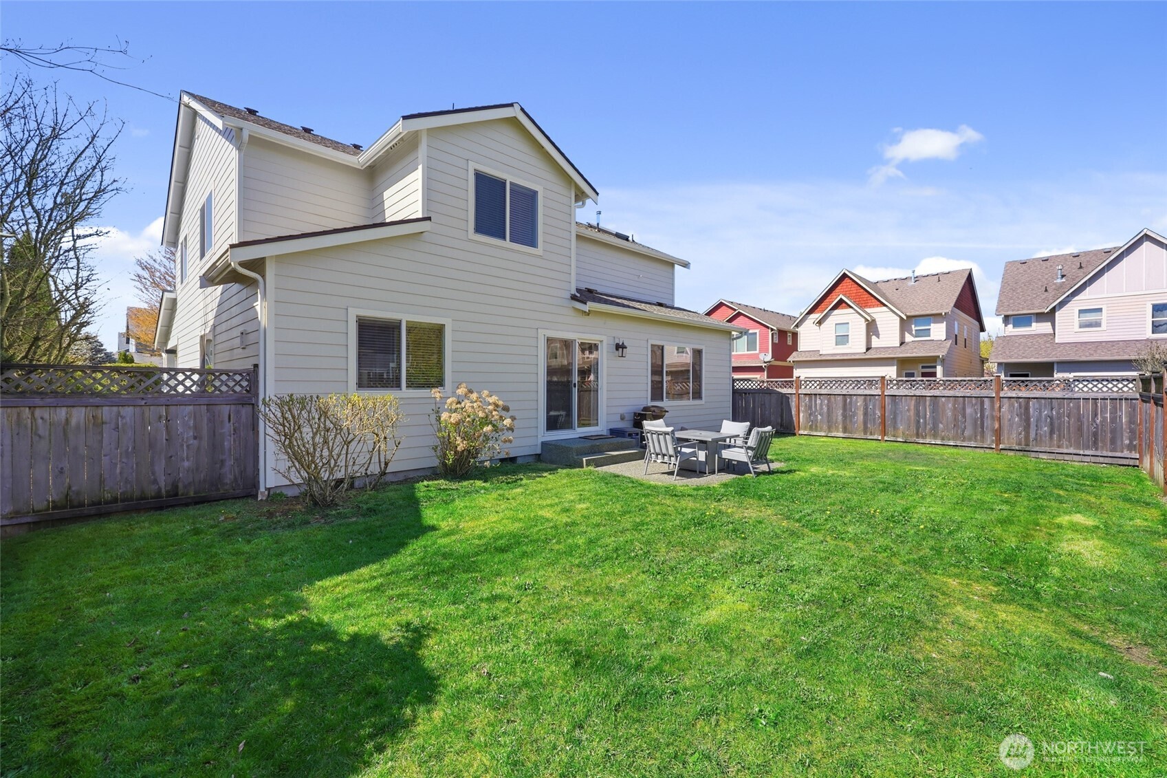 6914 Axis Street SE, Lacey, WA 98513