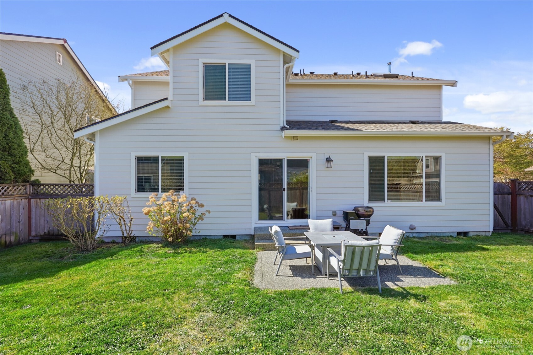 6914 Axis Street SE, Lacey, WA 98513