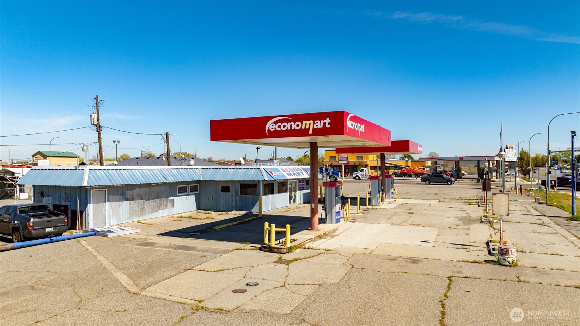 1211 E Lewis Street , Pasco, WA 99301-4306