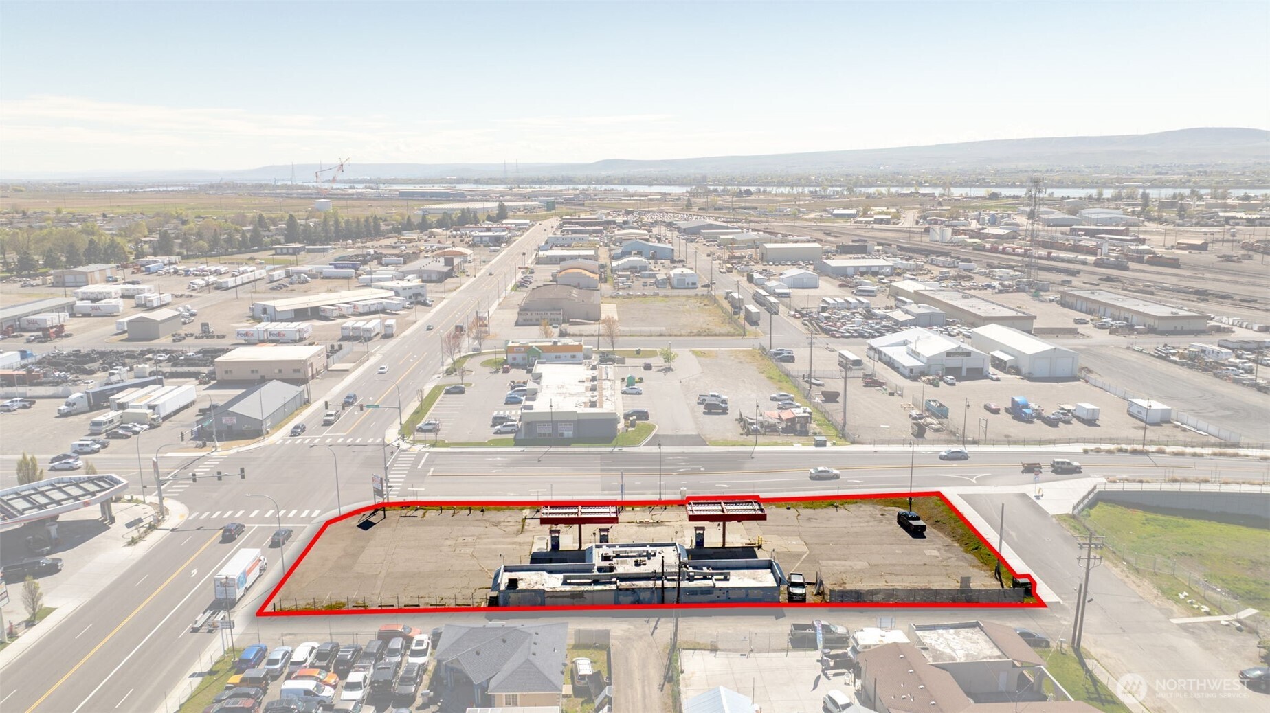 1211 E Lewis Street , Pasco, WA 99301-4306