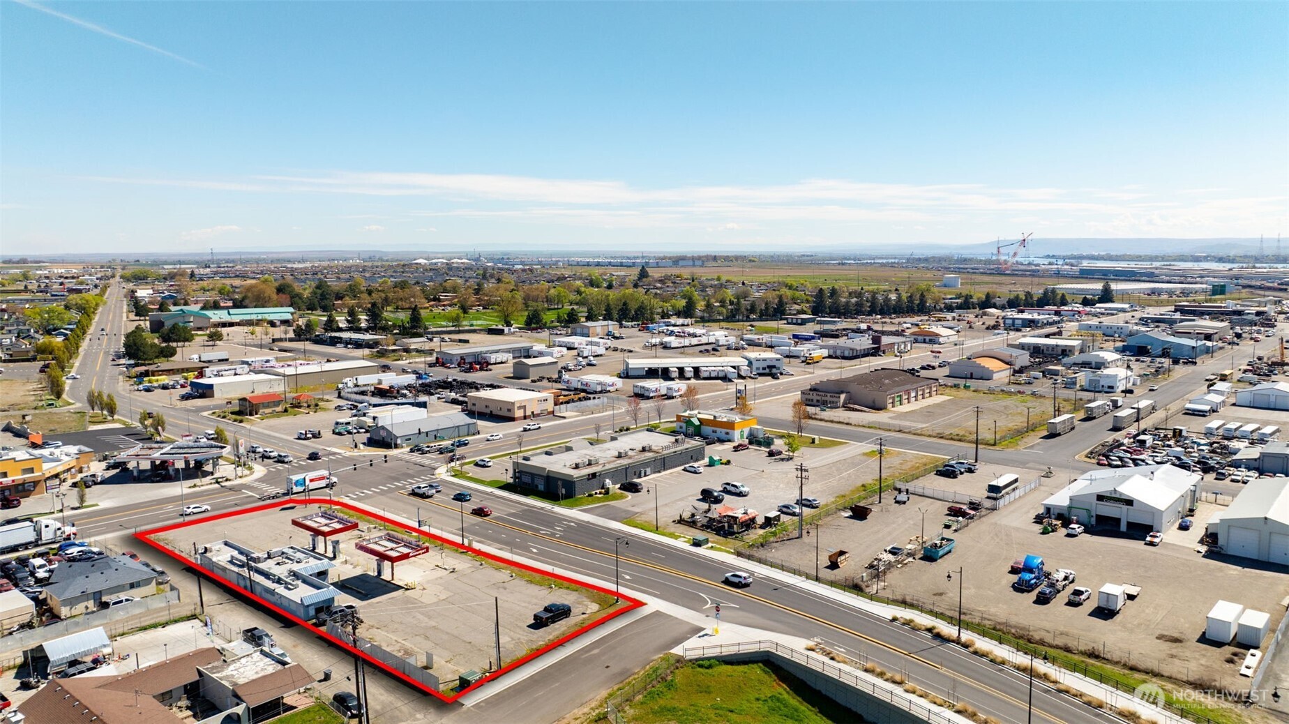 1211 E Lewis Street , Pasco, WA 99301-4306