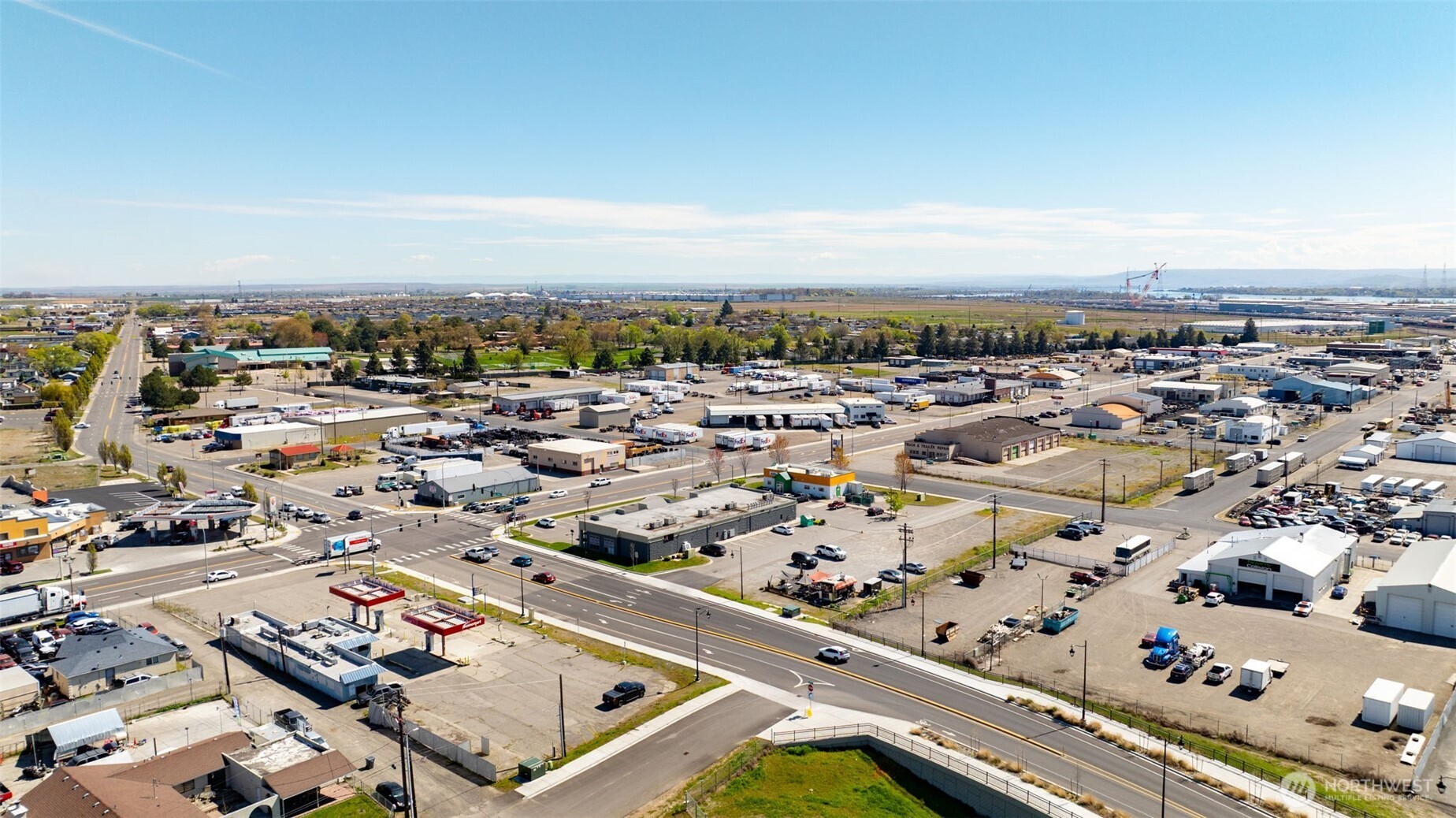 1211 E Lewis Street , Pasco, WA 99301-4306