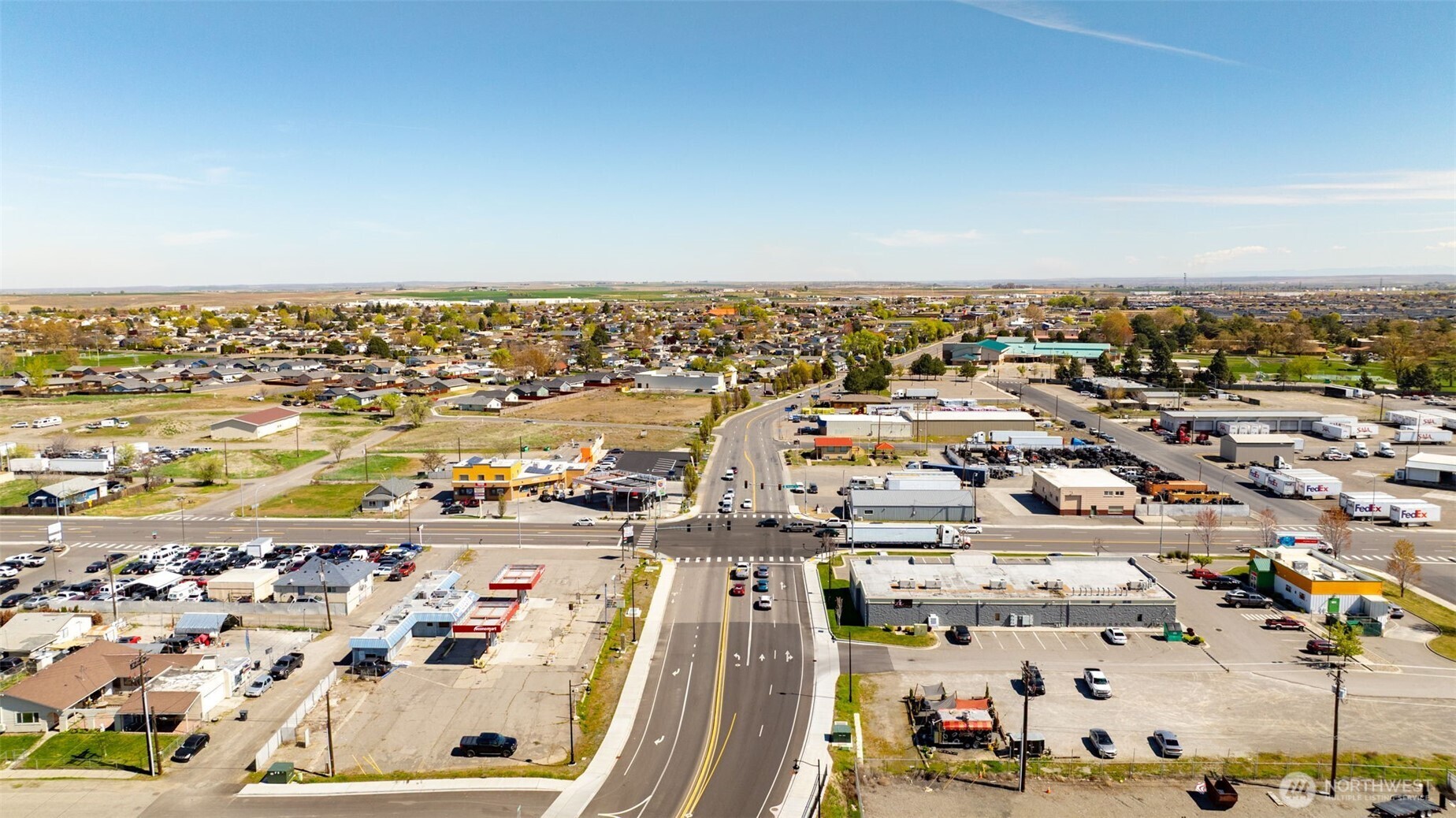 1211 E Lewis Street , Pasco, WA 99301-4306