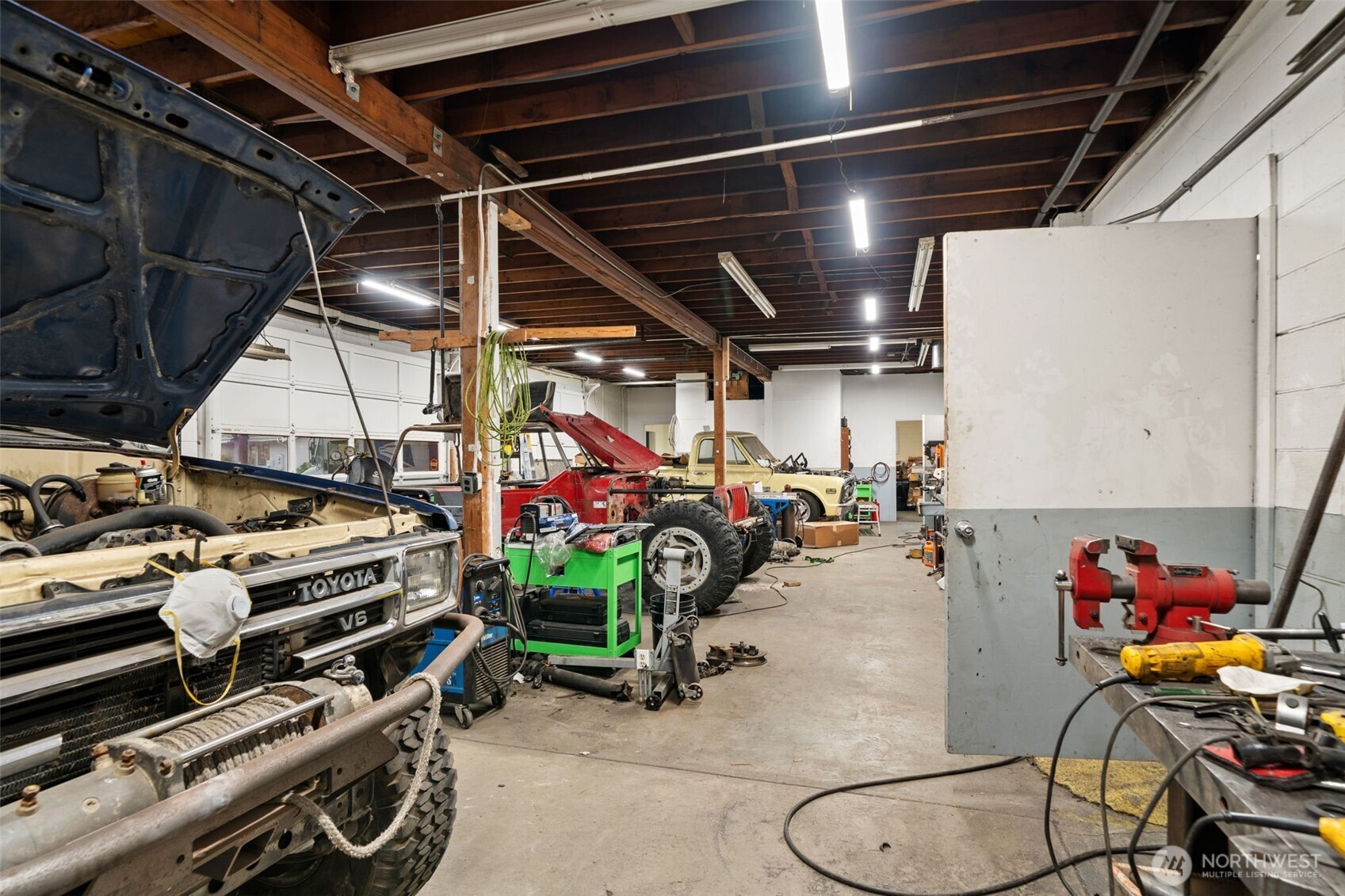 209 S Sequim Avenue , Sequim, WA 98382