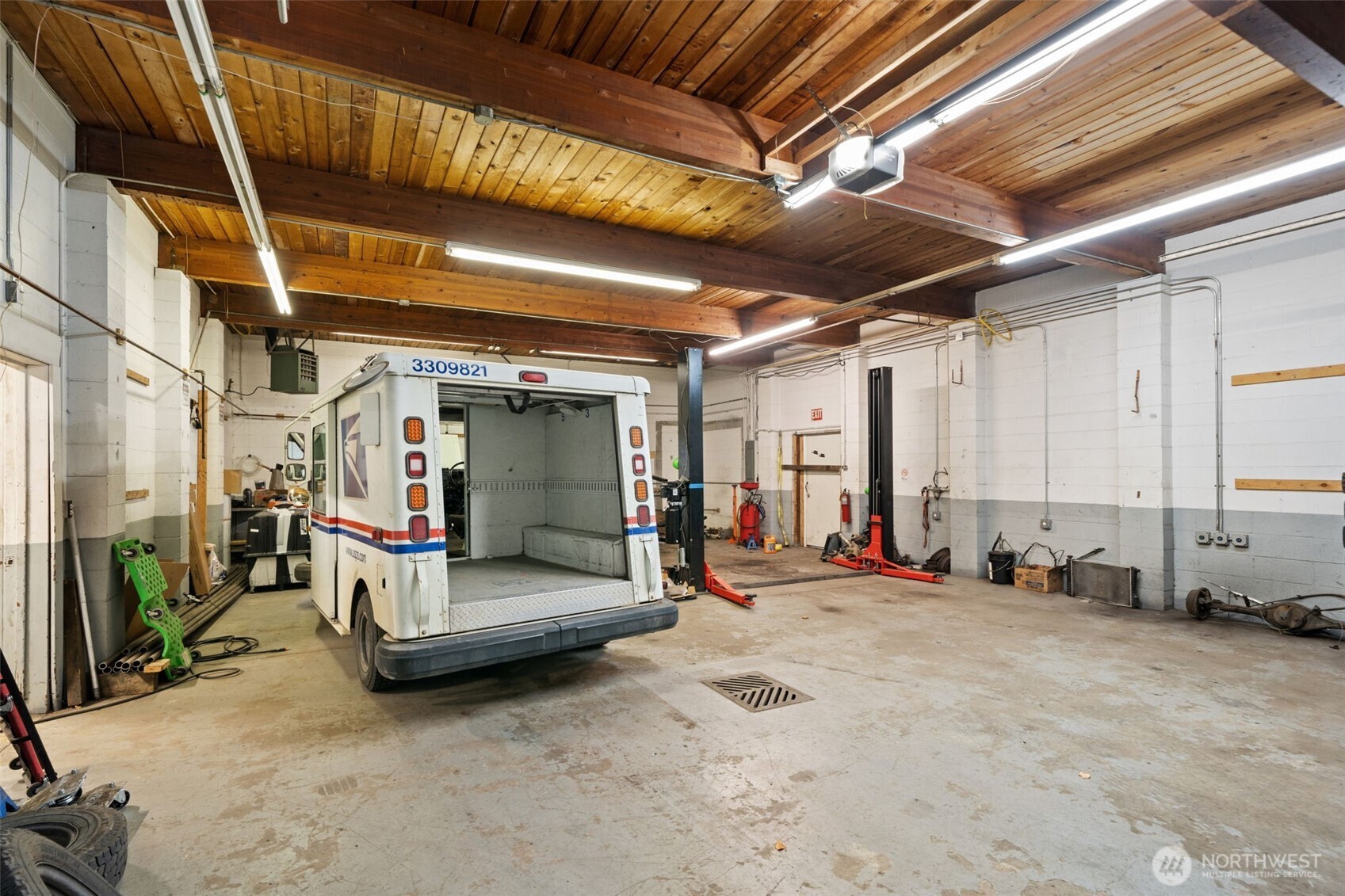 209 S Sequim Avenue , Sequim, WA 98382