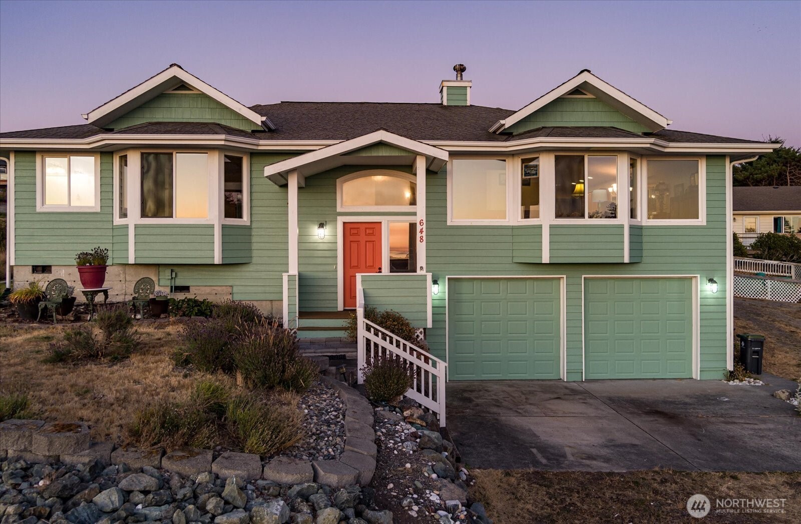 648 Hacienda Drive , Coupeville, WA 98239