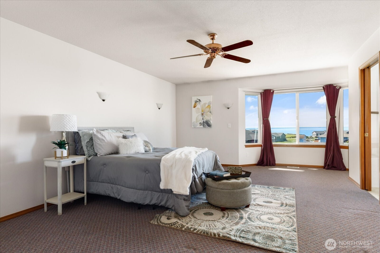 648 Hacienda Drive , Coupeville, WA 98239