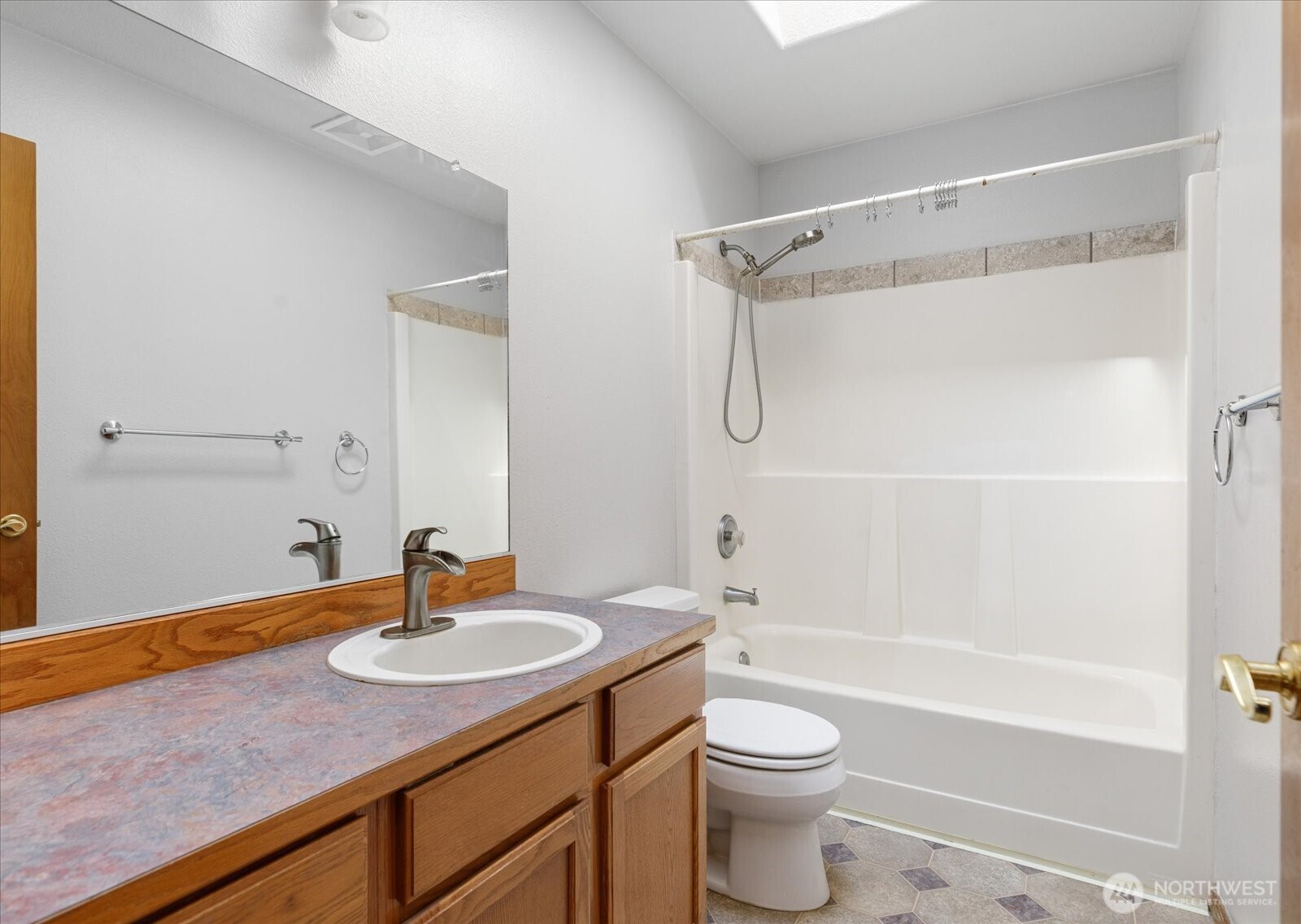 648 Hacienda Drive , Coupeville, WA 98239