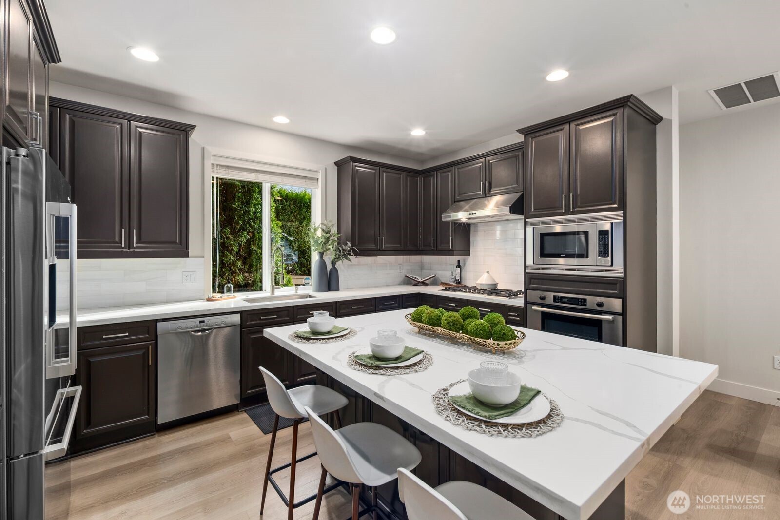 2045 32nd Avenue NE, Issaquah, WA 98029