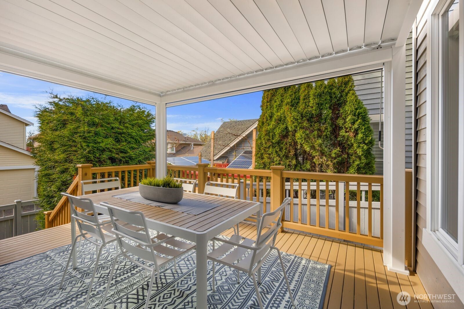 2045 32nd Avenue NE, Issaquah, WA 98029