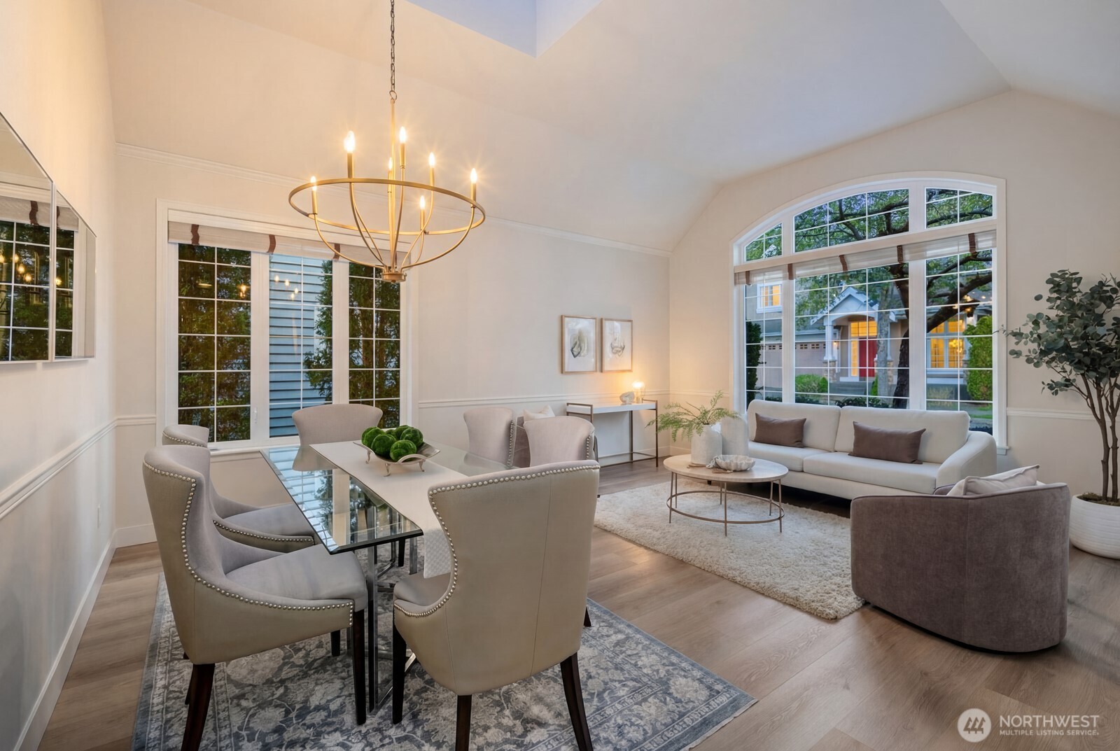 2045 32nd Avenue NE, Issaquah, WA 98029