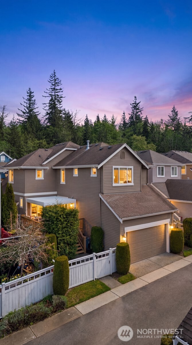 2045 32nd Avenue NE, Issaquah, WA 98029