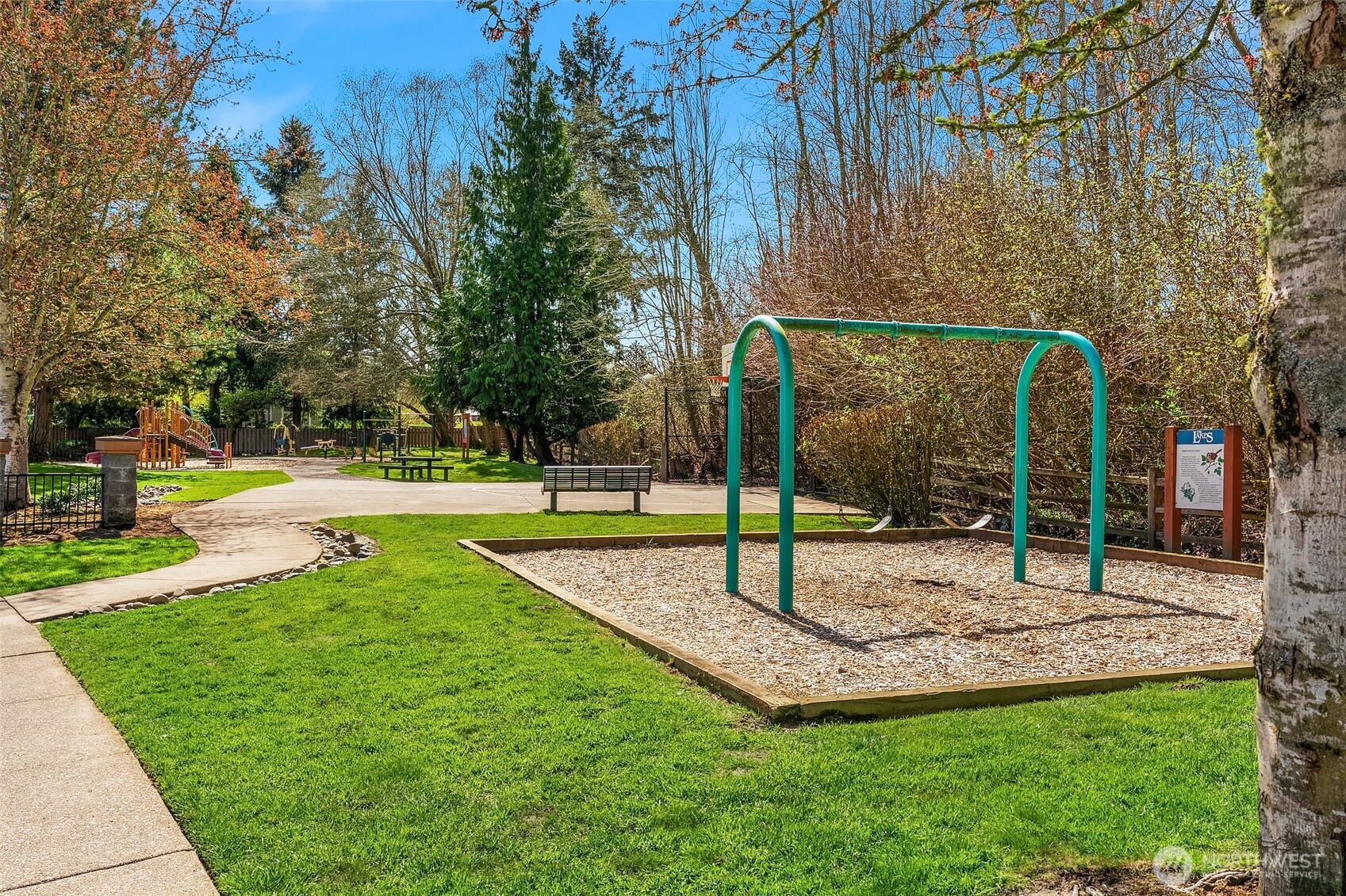 5505 S 236th Place , Kent, WA 98032