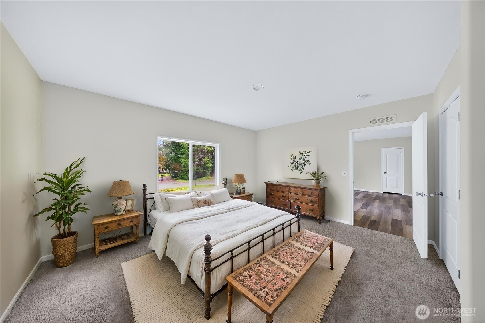 9038 W Pressentin Drive , Concrete, WA 98237