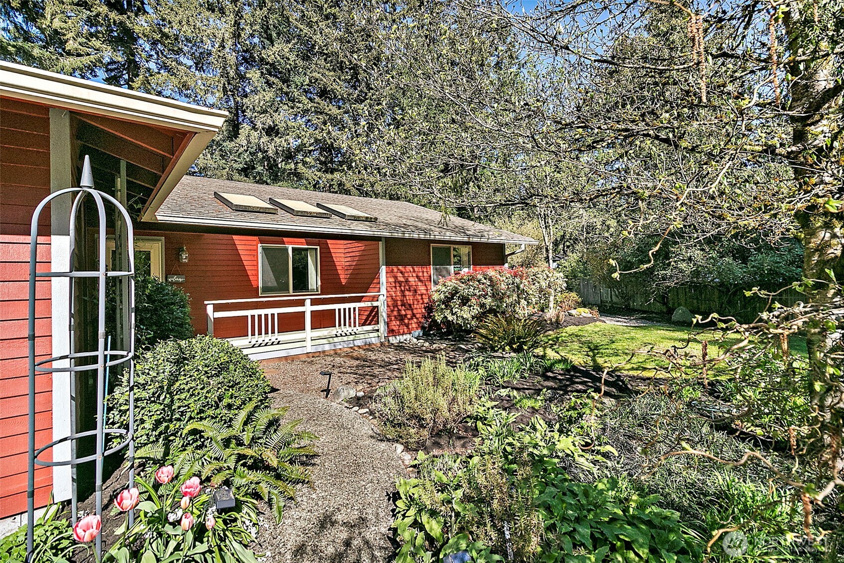 4317 Clearwater Loop SE, Lacey, WA 98503