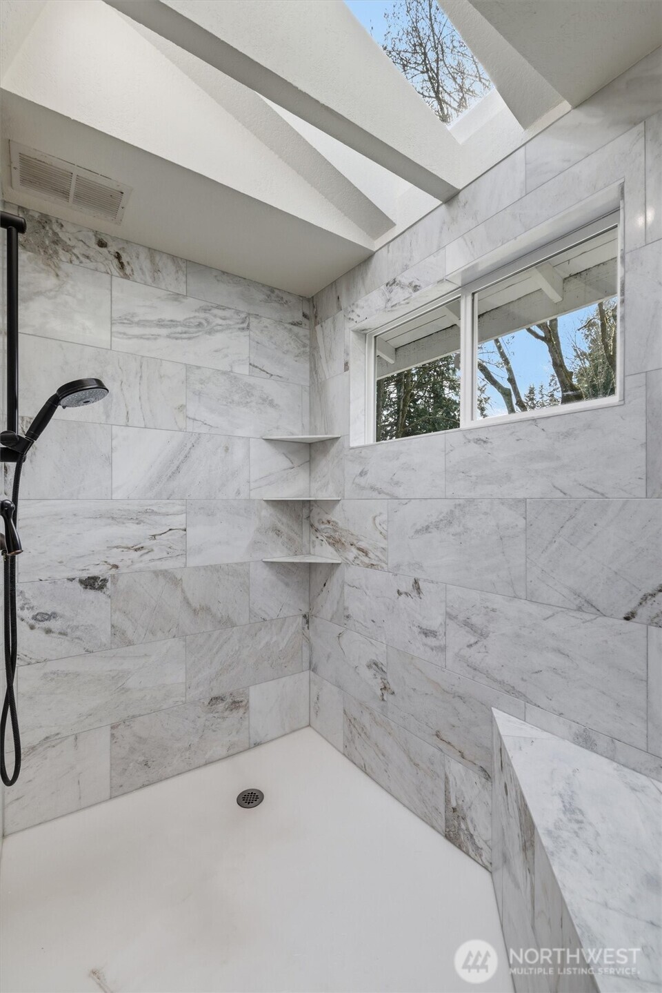 9539 172nd Avenue NE, Redmond, WA 98052