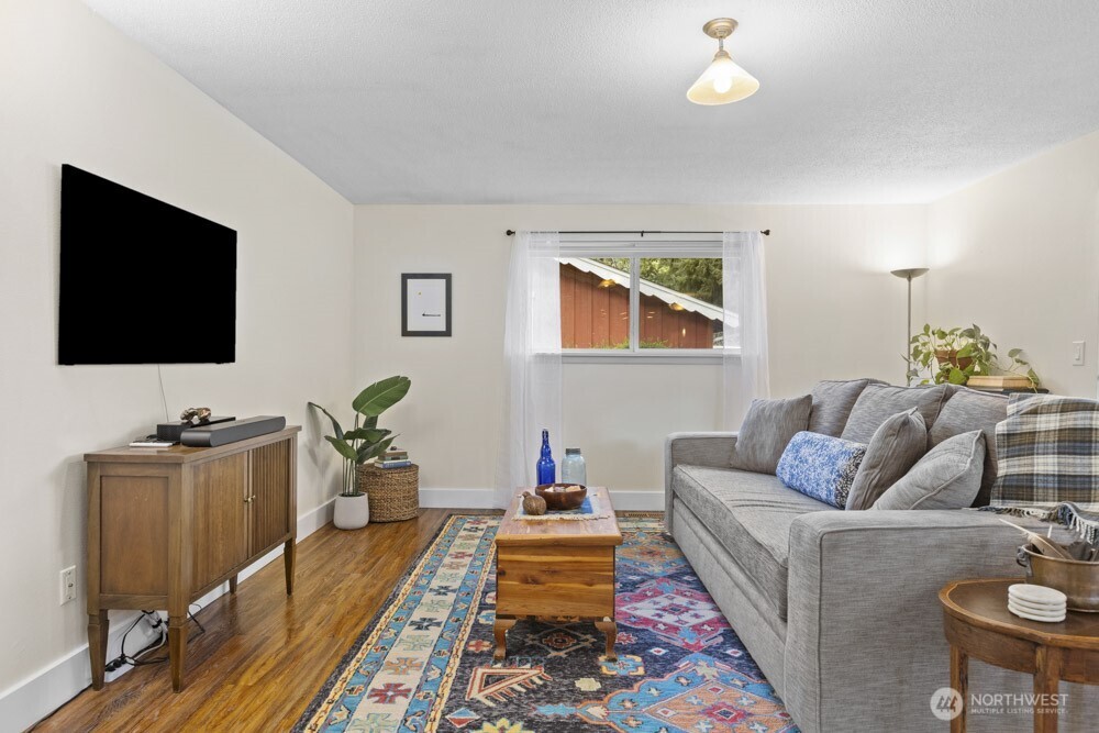 10123 Superior Street SW, Lakewood, WA 98498