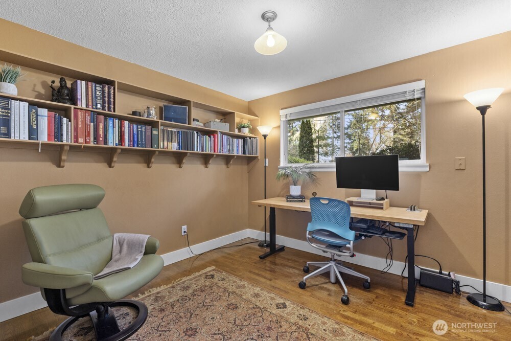 10123 Superior Street SW, Lakewood, WA 98498