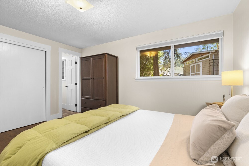 10123 Superior Street SW, Lakewood, WA 98498