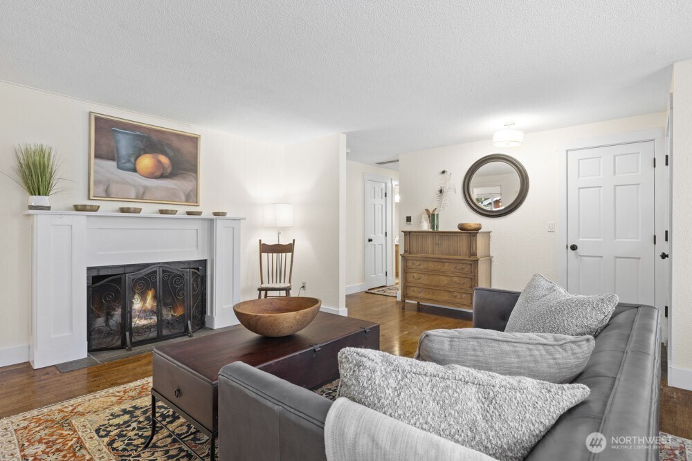 10123 Superior Street SW, Lakewood, WA 98498