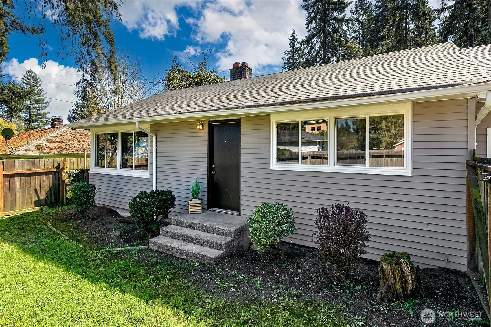 2609 NE 145th Street , Seattle, WA 98155