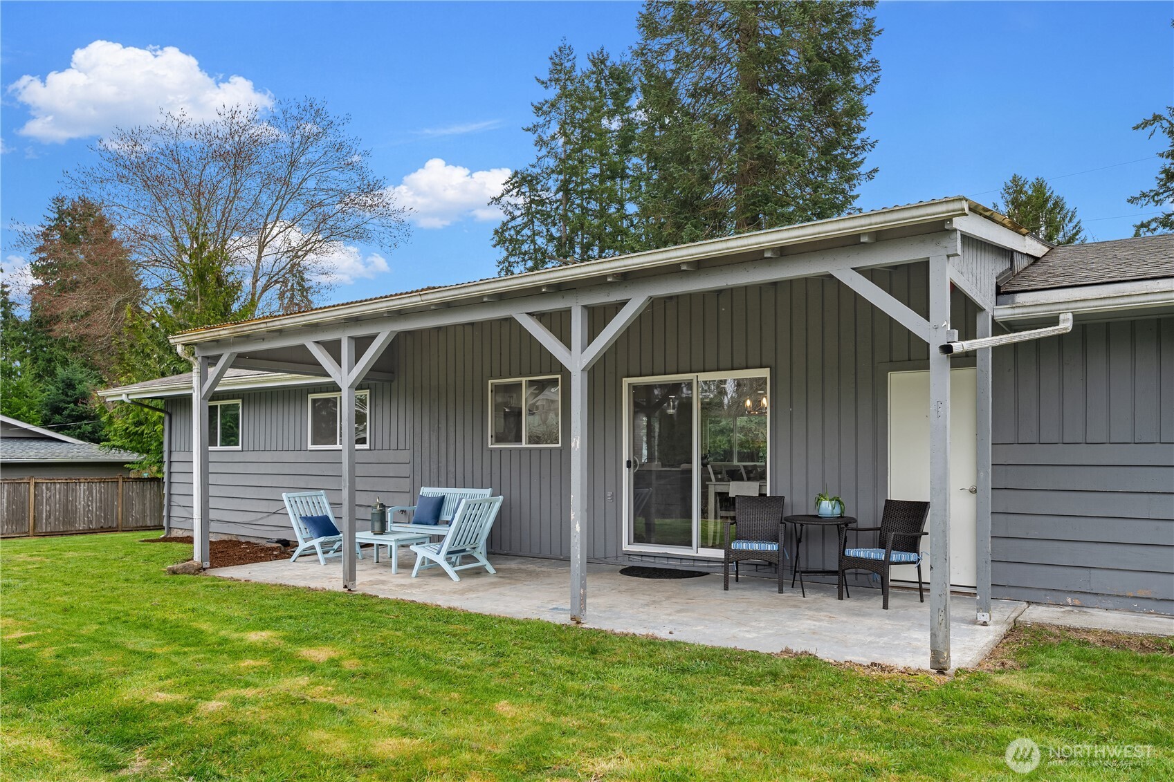 13604 NE 100th Street , Kirkland, WA 98033