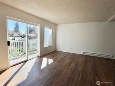 8823 Holly Drive #H204, Everett, WA 98208 - Photo 5